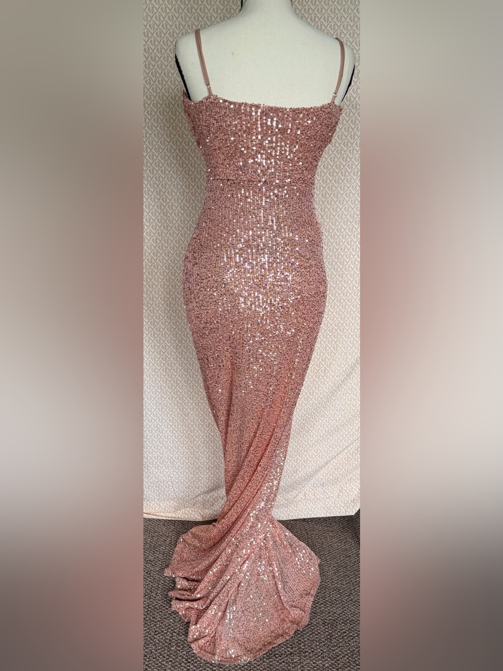 Windsor Rose Gold Sequin Mermaid Formal Gown Dress Pageant Special Occasion M - Picture 3 of 4